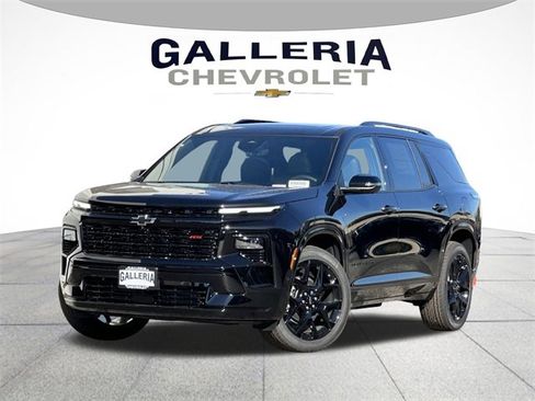 New 2026 Chevrolet Traverse RS image 2