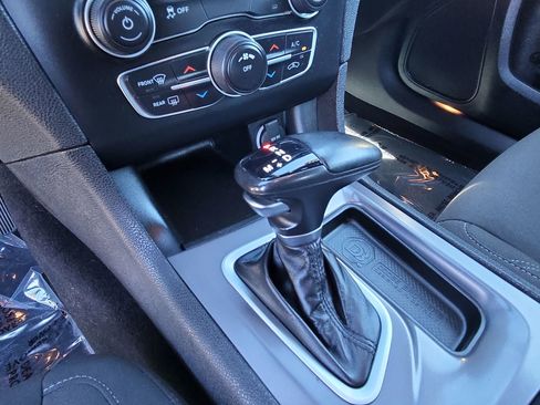 Certified 2023 Dodge Charger SXT image 20