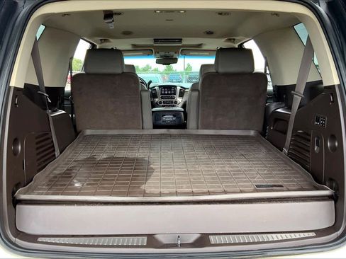 Used 2015 GMC Yukon Denali w/ Touring Package AWD/4WD image 33