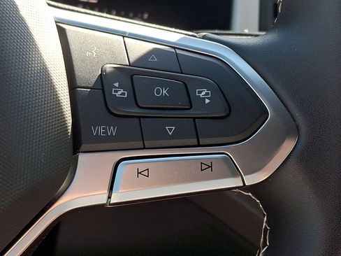 Used 2023 Volkswagen Atlas Cross Sport SE FWD image 20