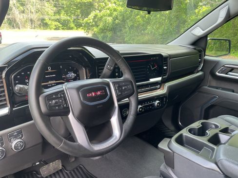 Used 2024 GMC Sierra 1500 Elevation AWD/4WD image 21