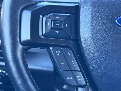Used 2019 Ford Expedition Limited w/ Equipment Group 302A AWD/4WD image 10