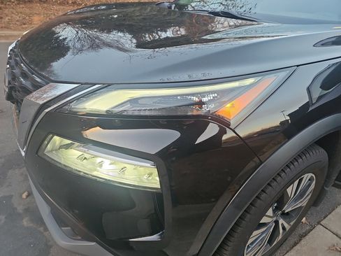 Used 2023 Nissan Rogue SV image 31