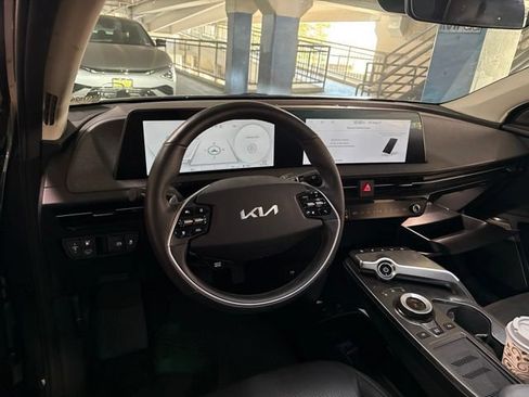 Certified 2023 Kia EV6 Wind AWD/4WD image 6