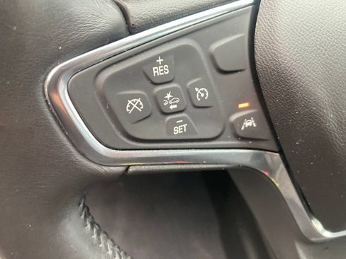Used 2020 Chevrolet Equinox LT w/ LT True North Edition AWD/4WD image 42