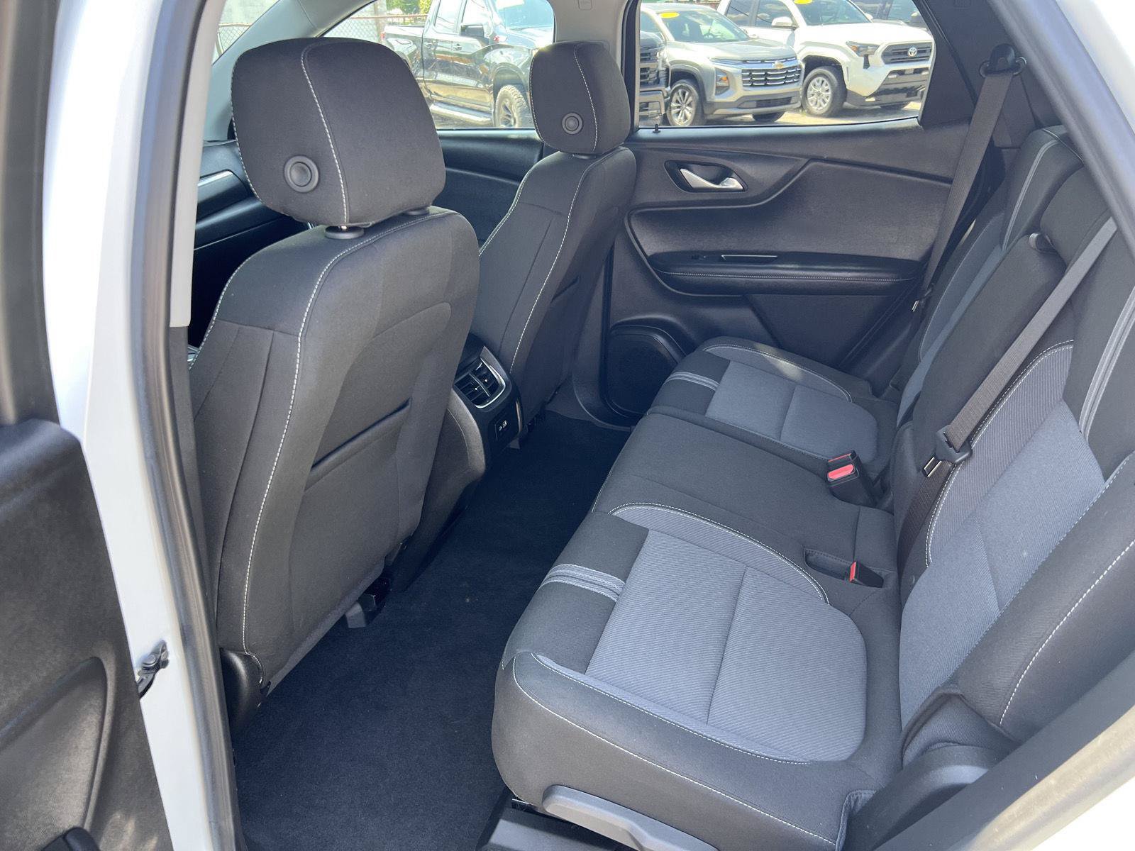 Used 2024 Chevrolet Blazer LT w/ Convenience Package FWD image 15