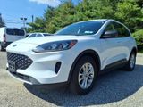 Used 2022 Ford Escape SE image 3