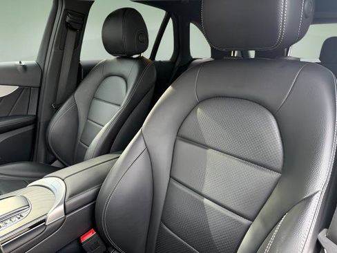 Used 2022 Mercedes-Benz GLC 300 4MATIC image 18