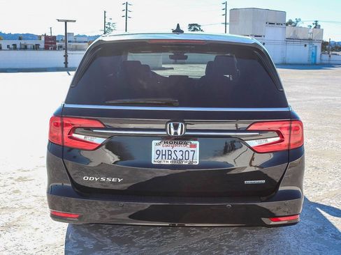 Certified 2023 Honda Odyssey Touring image 5