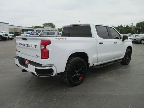 Used 2022 Chevrolet Silverado 1500 RST w/ Redline Edition AWD/4WD image 7