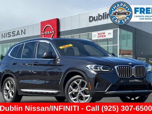 Used 2022 BMW X3 xDrive30i AWD/4WD image 1