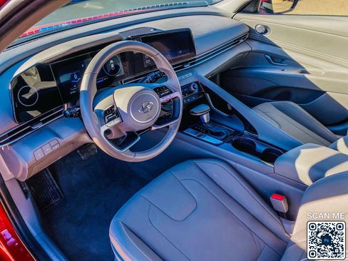 Used 2023 Hyundai Elantra SEL w/ Convenience Package image 26