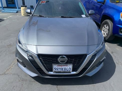 Used 2022 Nissan Altima 2.5 SV FWD image 3