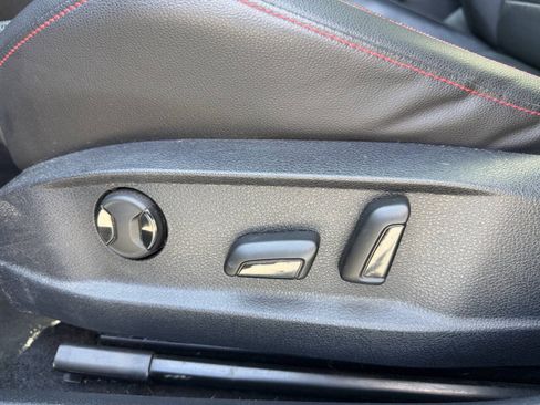 Used 2019 Volkswagen GTI Autobahn FWD image 19
