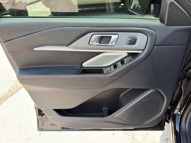 Used 2025 Ford Explorer ST w/ Sun And Sound Package AWD/4WD image 19