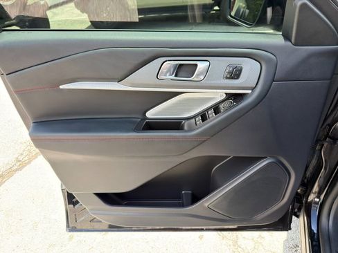 Used 2025 Ford Explorer ST w/ Sun And Sound Package AWD/4WD image 19