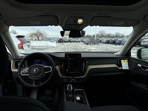 New 2026 Volvo XC60 B5 Plus w/ Protection Package Premier AWD/4WD image 21