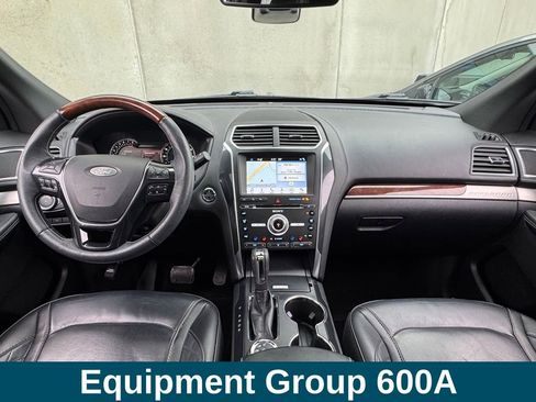 Used 2018 Ford Explorer Platinum image 6