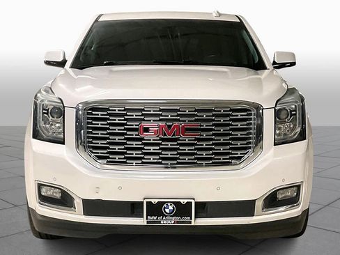 Used 2019 GMC Yukon Denali w/ Denali Ultimate Package image 3