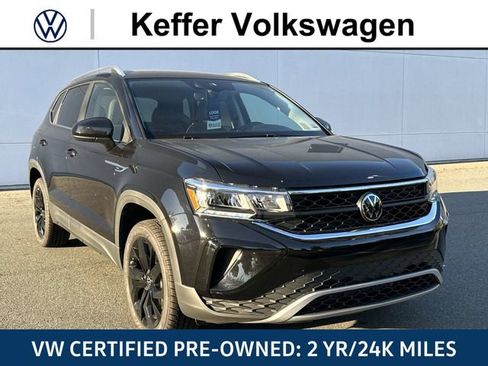 Certified 2023 Volkswagen Taos SE FWD image 9