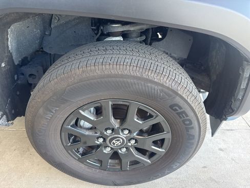 Used 2026 Toyota 4Runner SR5 image 22