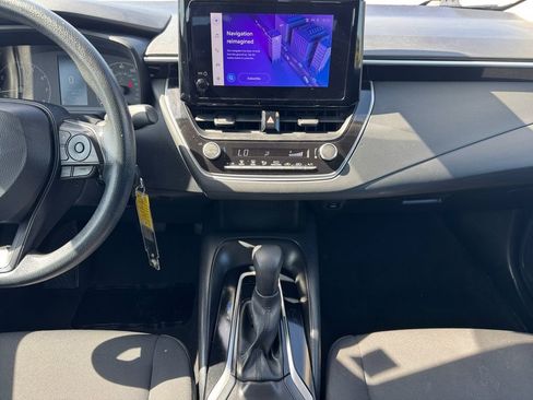Used 2024 Toyota Corolla LE FWD image 11