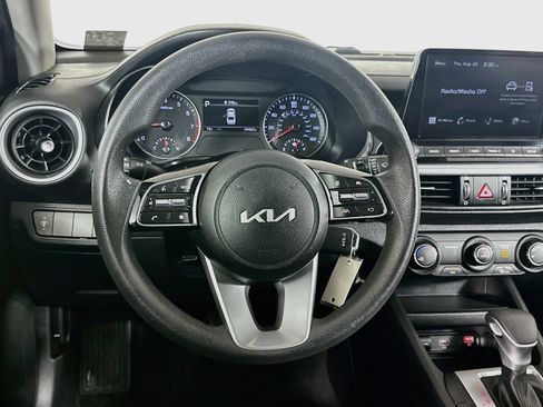 Used 2024 Kia Forte LXS FWD image 17
