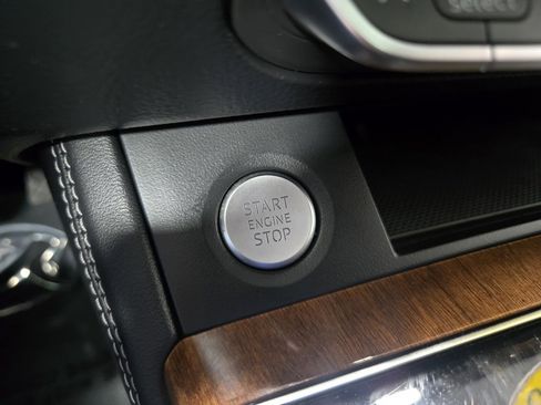 Used 2023 Audi Q5 2.0T Premium Plus image 18