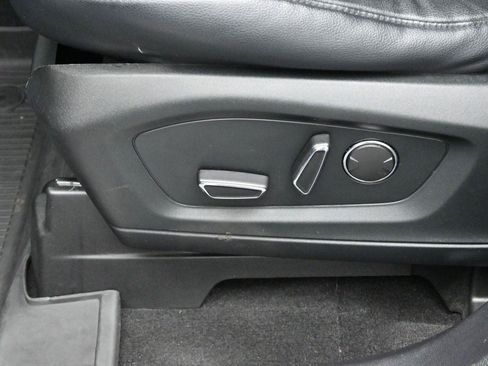 Used 2020 Ford Explorer Limited AWD/4WD image 16