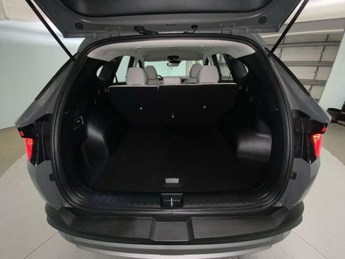 Used 2026 Hyundai Tucson SE FWD image 23