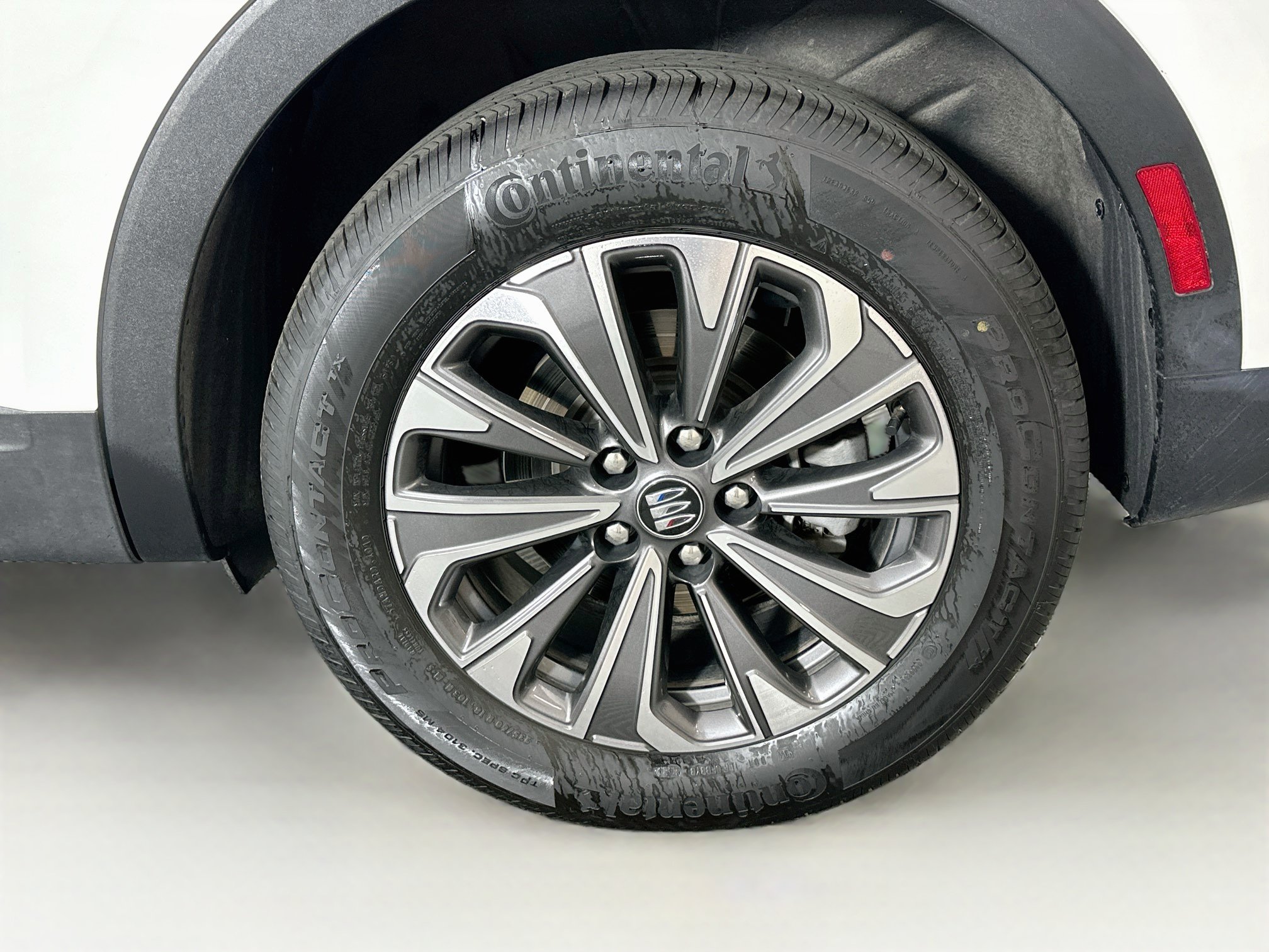 Used 2024 Buick Envision Preferred AWD/4WD image 11