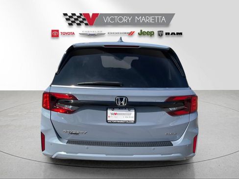 Used 2026 Honda Odyssey Elite image 4