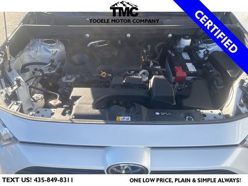 Used 2024 Toyota RAV4 XLE Premium image 23