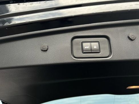 New 2026 Nissan Pathfinder Rock Creek AWD/4WD image 9
