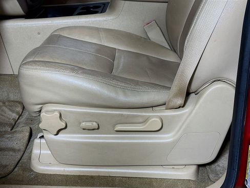 Used 2014 GMC Yukon XL SLT RWD image 17