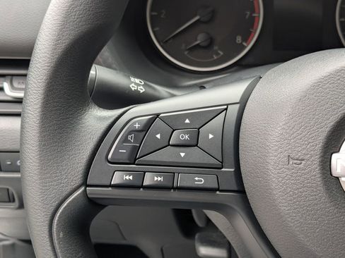 Used 2025 Nissan Sentra S FWD image 16