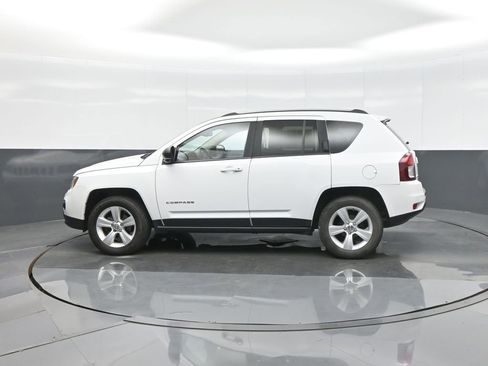 Used 2016 Jeep Compass Sport w/ Power Value Group image 4