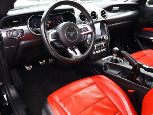 Used 2022 Ford Mustang GT Premium w/ Equipment Group 401A RWD image 9