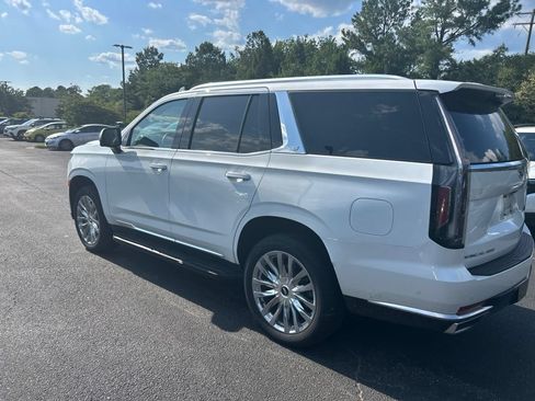 Used 2024 Cadillac Escalade Premium Luxury w/ Performance Package AWD/4WD image 6