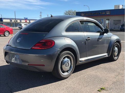 Used 2012 Volkswagen Beetle 2.5 FWD image 3