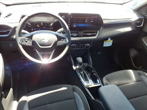 New 2026 Chevrolet TrailBlazer LT w/ Convenience Package FWD image 23