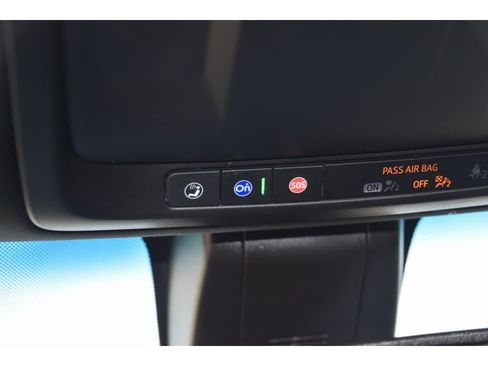 Used 2022 Chevrolet Suburban RST w/ Luxury Package image 39