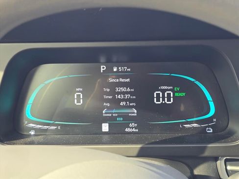 Certified 2025 Hyundai Elantra Blue image 13