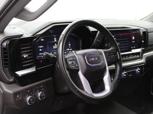 Used 2024 GMC Sierra 1500 SLT AWD/4WD image 14
