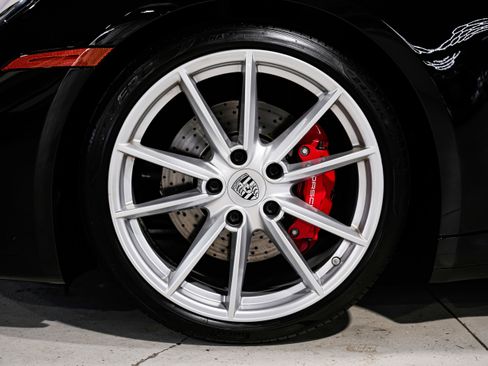 Used 2022 Porsche 911 Carrera 4S image 46