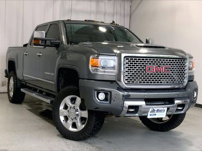 Used 2017 GMC Sierra 2500 Denali w/ Duramax Plus Package