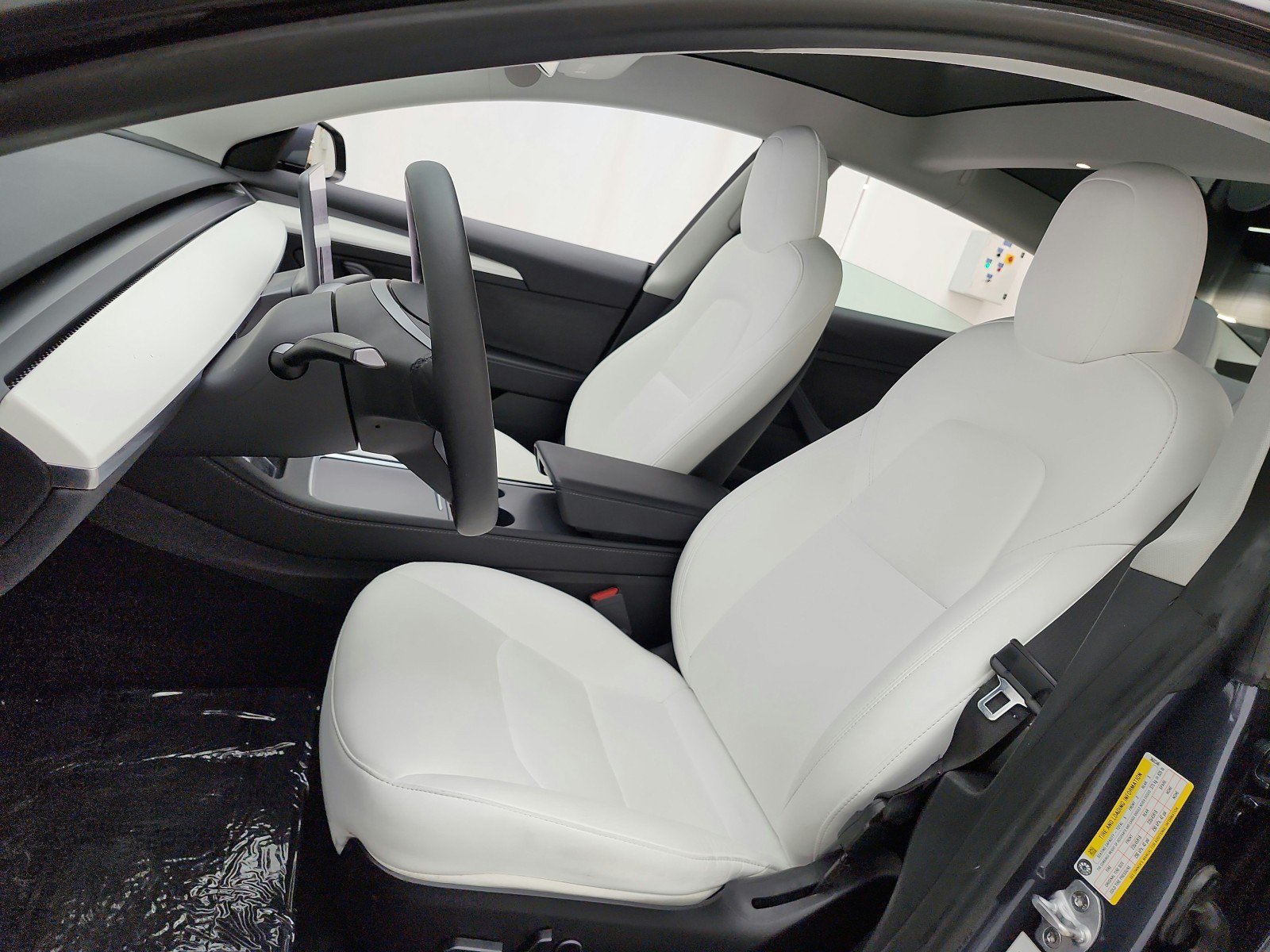 Certified 2023 Mercedes-Benz GLC 300 4MATIC Coupe image 31