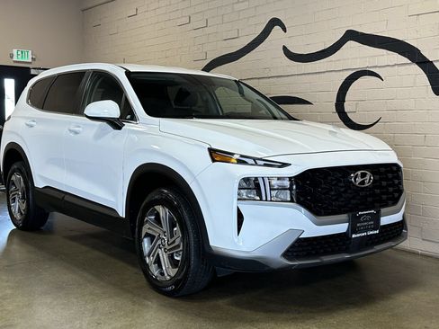 Used 2023 Hyundai Santa Fe SE AWD/4WD image 12
