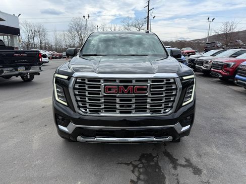 Used 2025 GMC Yukon Denali image 8
