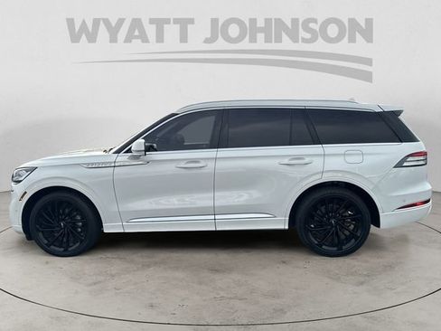 Used 2021 Lincoln Aviator Reserve w/ Equipment Group 208A image 2